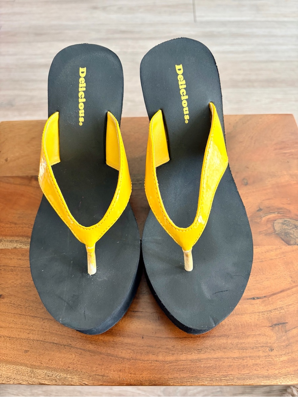 Delicious Yellow and Black Wedge Thong Sandals - Picture 2 of 6